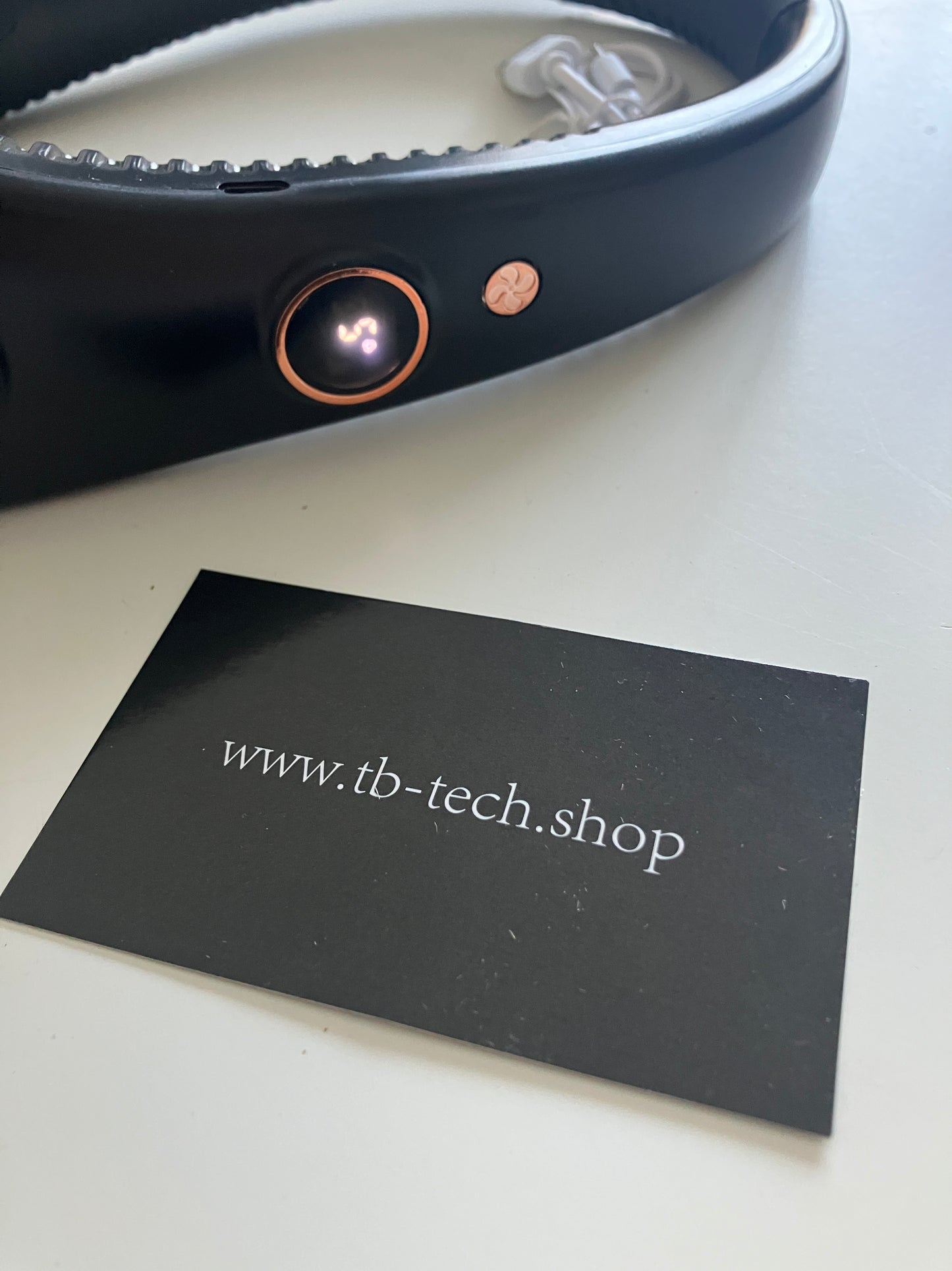 - Mini Ventilatore da Collo Portatile 5 Velocità USB Ricaricabile - Nero